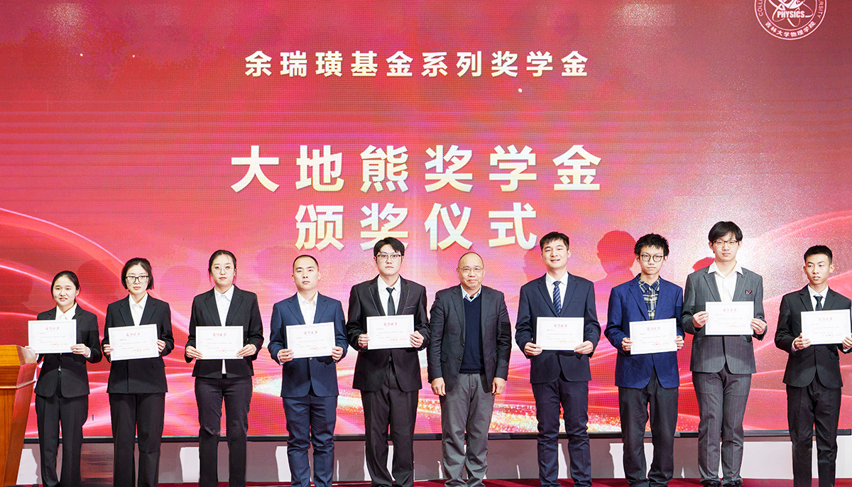 1767518619204747nN5L.jpg 1767518619204747nN5L.jpg